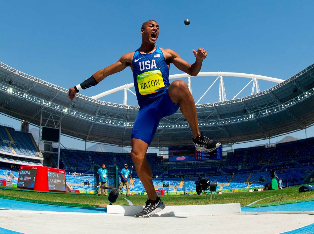 Ashton-Eaton-us-wins-decathlon.jpg